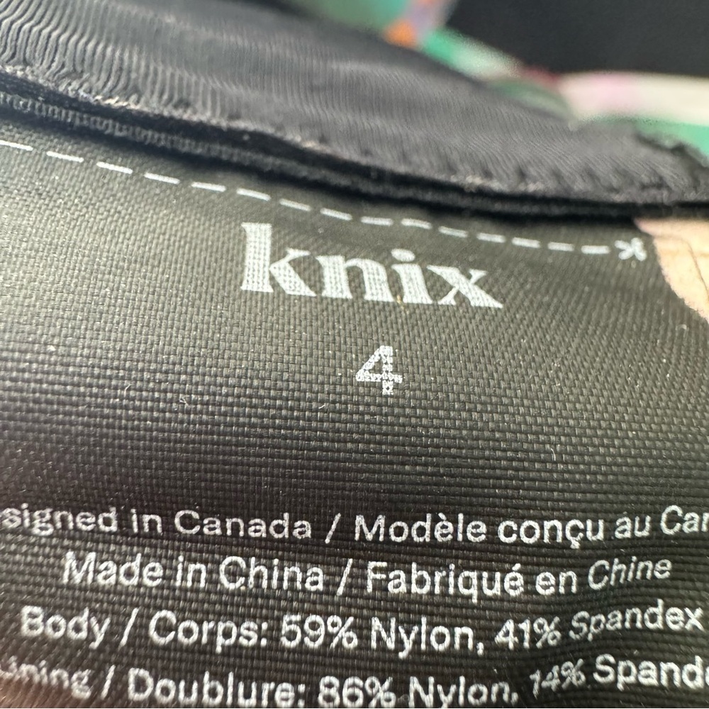 Knix Catalyst Front Zip Sports Bra  Multicolour Size 4 Fits 34C, 32D, 34D - Picture 10 of 11